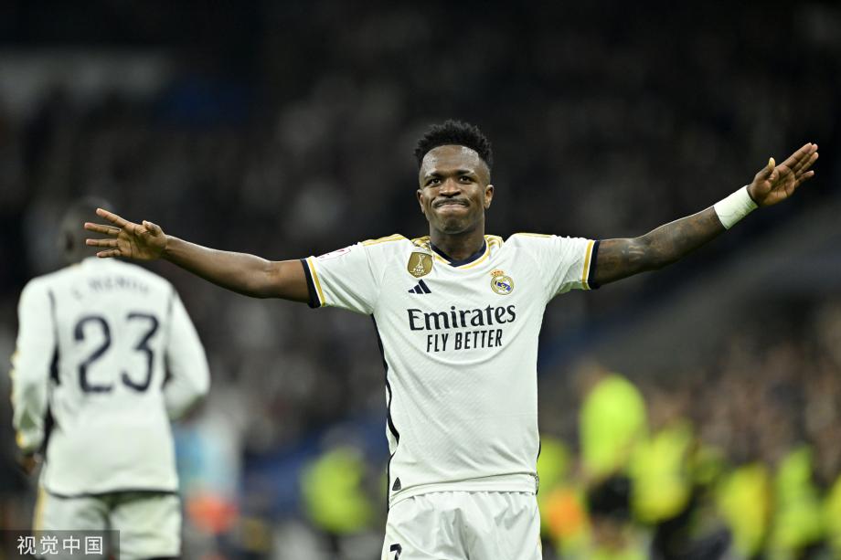 赫内斯谈拜仁明年目标：国内双冠王，在欧冠尽可能走远一些