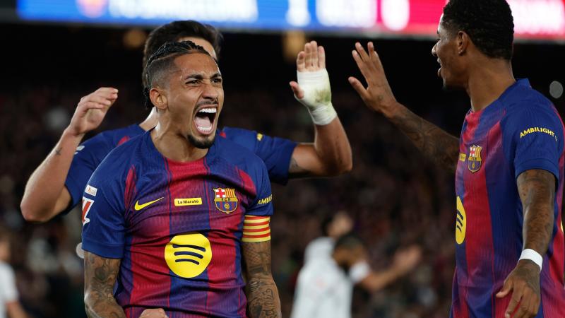 佩林卡：我把里夫斯绝杀森林狼的照片印在高尔夫球上送给了他